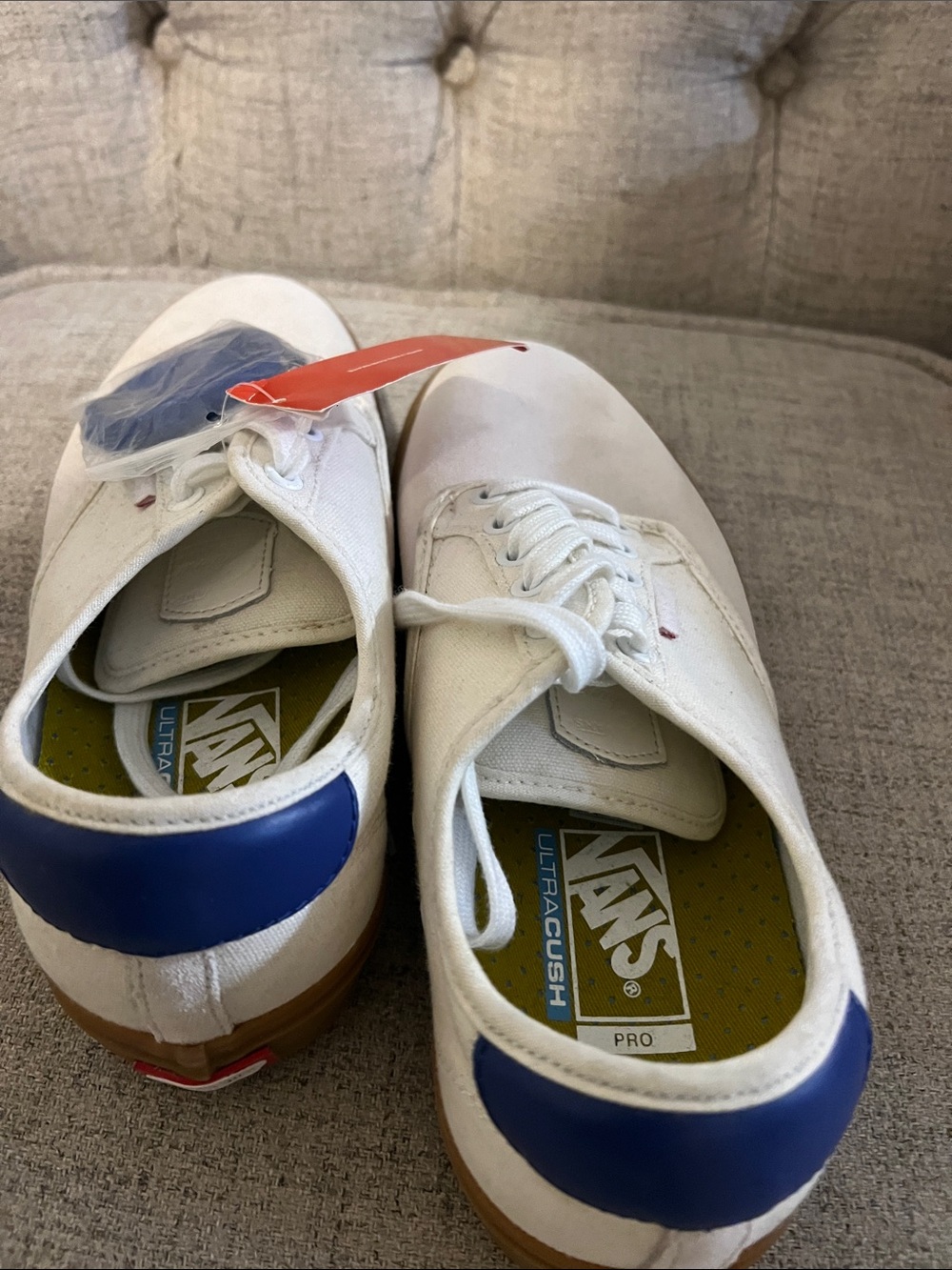 Vans Cream Canvas Low-Top Sneakers with Gum Sole - Picture 2 of 3